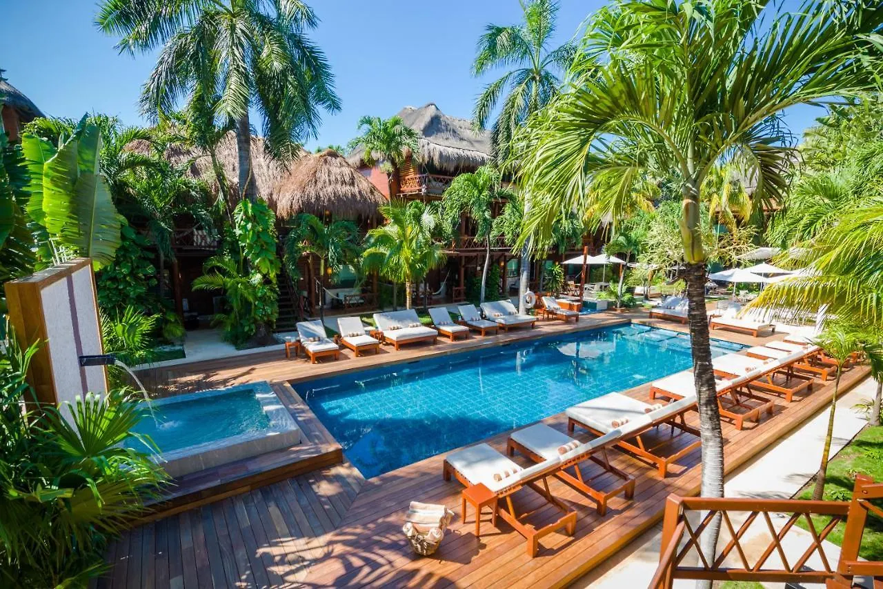 Magic Blue Spa Boutique Hotel Adults Only contacts
